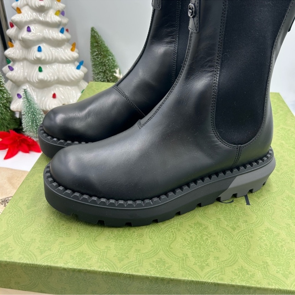 Gucci men’s leather Chelsea boots size 7, fit eight US maiden in Italy. Black. - Picture 2 of 11